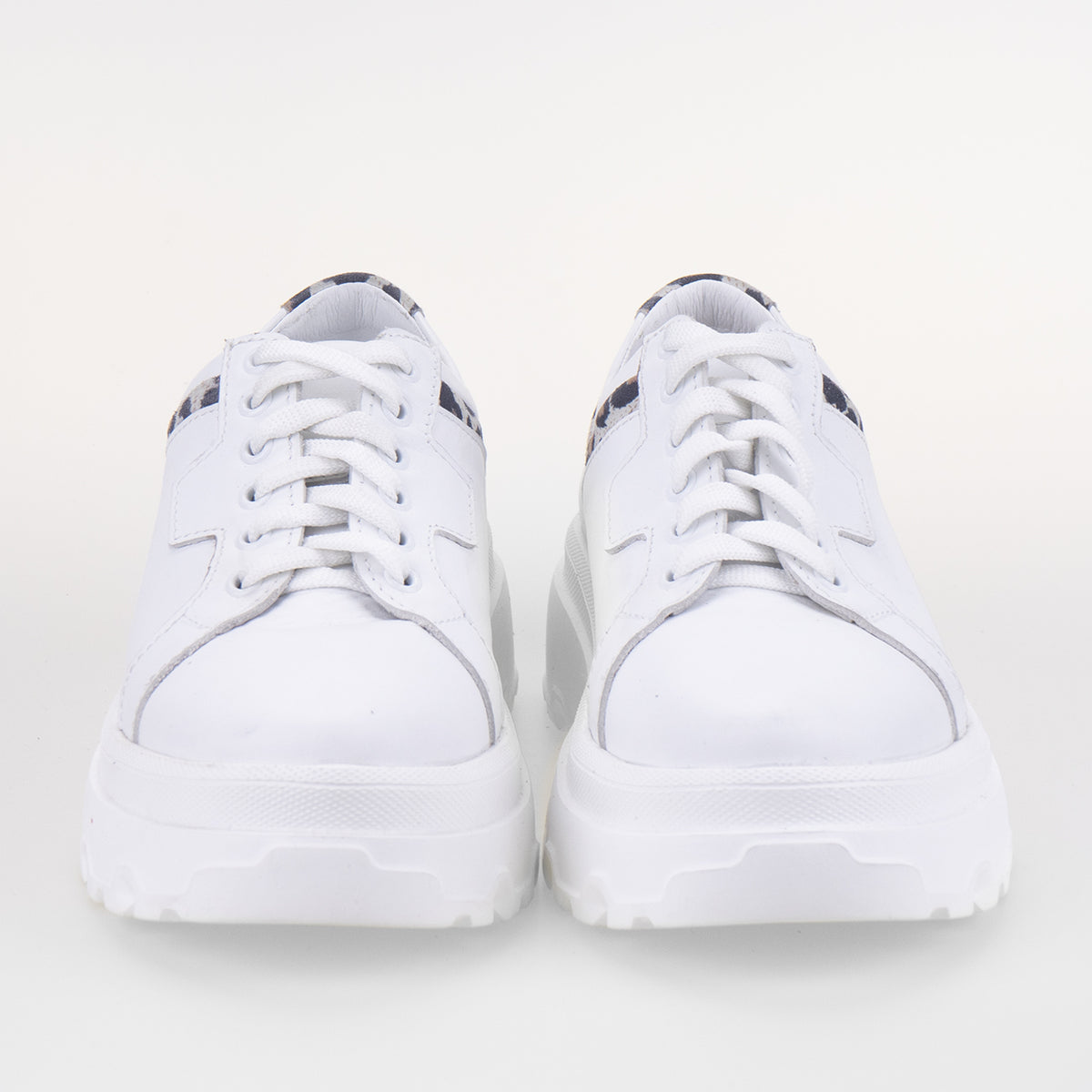 ADIDAȘI FEMEI CALLIE WHITE