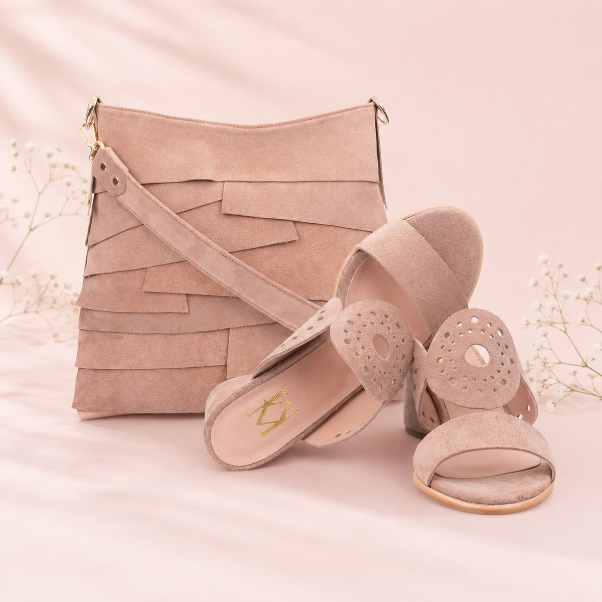 SUNNY CAMEL – изглед отстрани