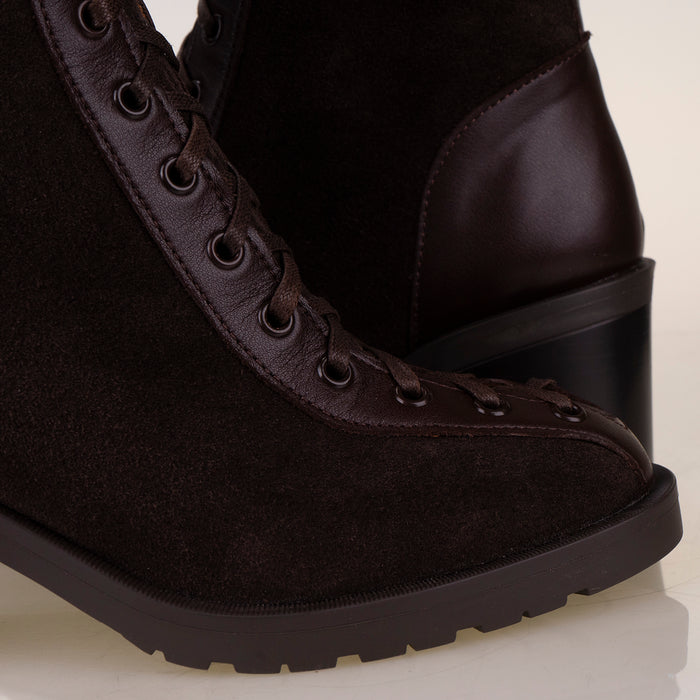 ДАМСКИ БОТУШИ JANNIE