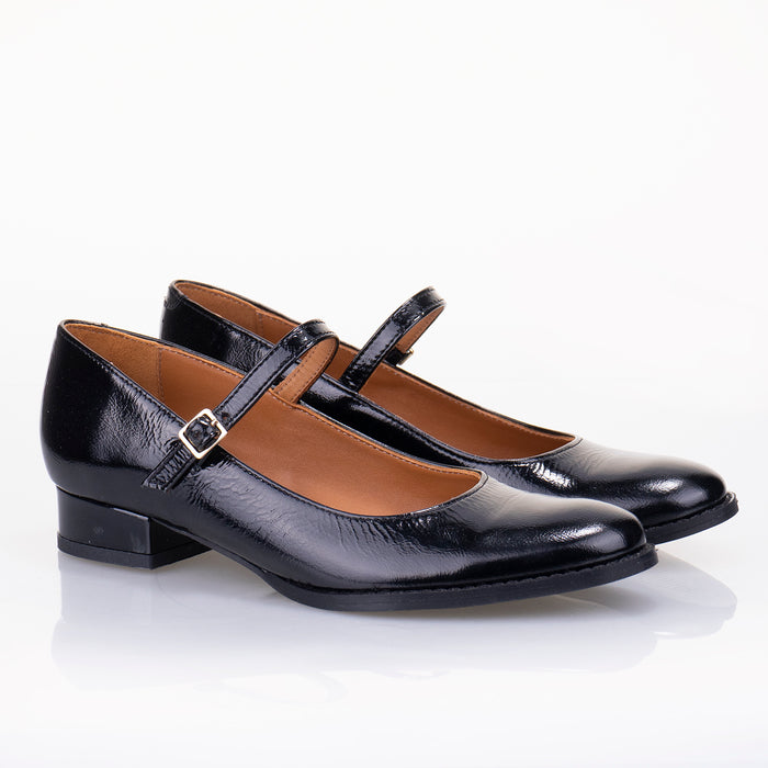 ДАМСКИ ОБУВКИ LARA