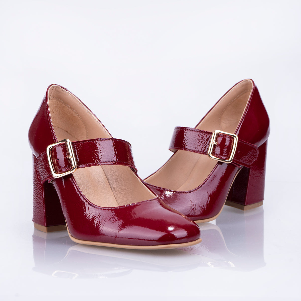 ЕЛЕГАНТНИ ОБУВКИ LUCIA