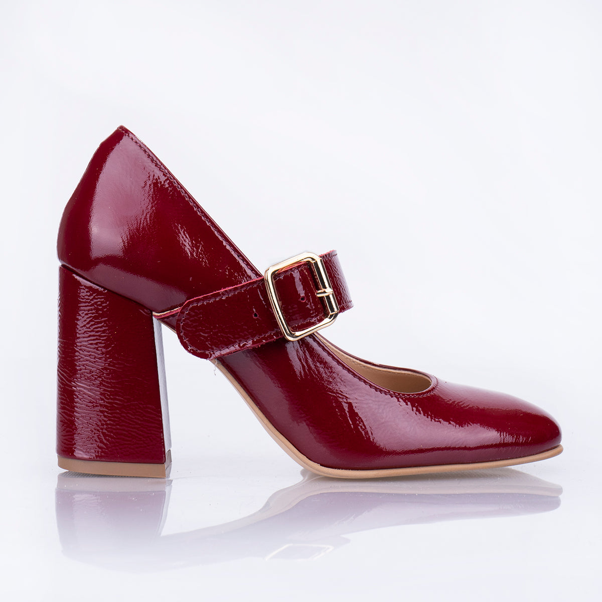 ЕЛЕГАНТНИ ОБУВКИ LUCIA