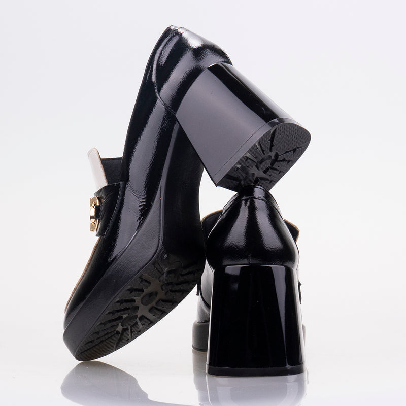 DESIGNER SHOES SHE