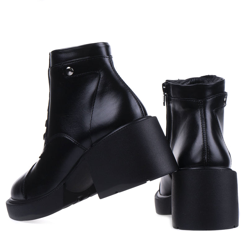 WOMEN'S BOOTS SAMARA