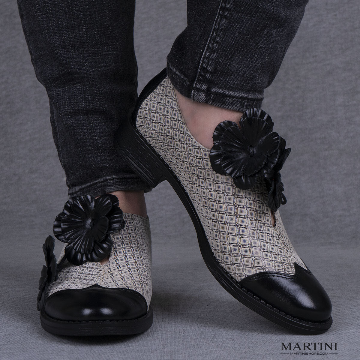 WOMEN'S SHOES ARIA B