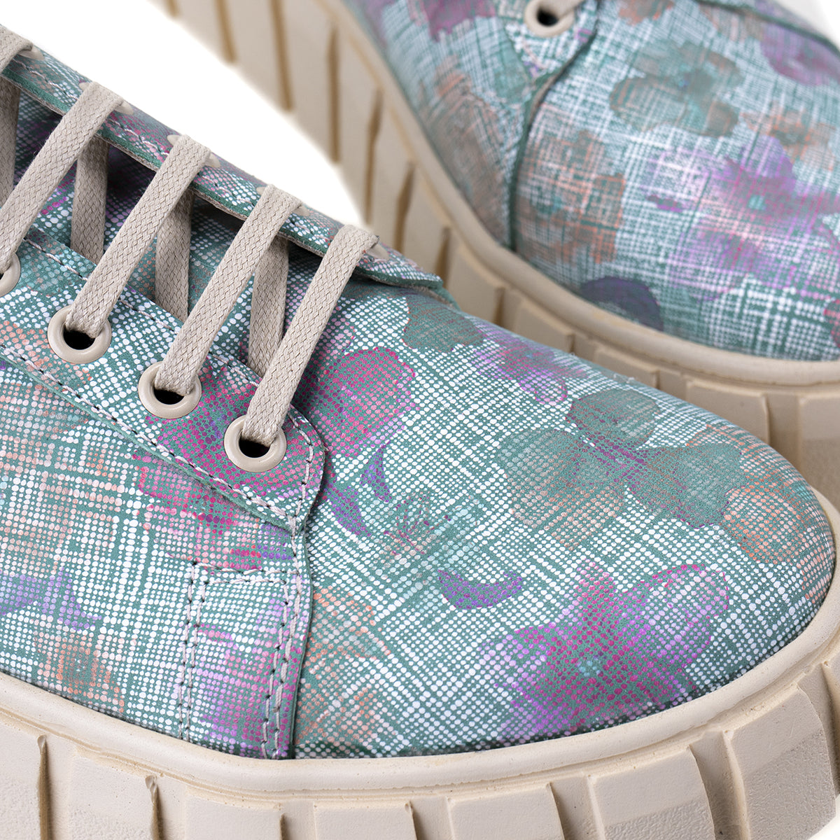 ADIDAȘI FEMEI CANARYA FLOWERS TS