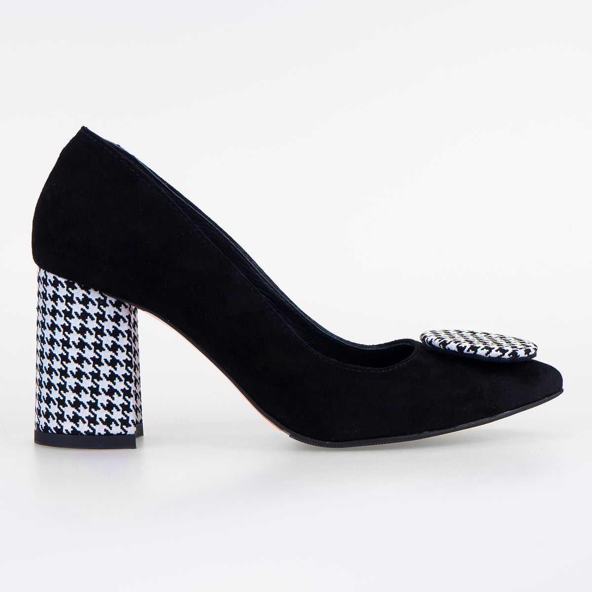 ÎNCĂLȚĂMINTE DESIGNER DEB