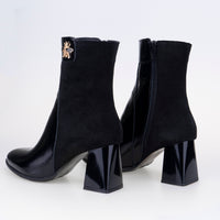DESIGNER BOOTS BEE