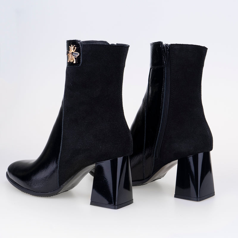 DESIGNER BOOTS BEE