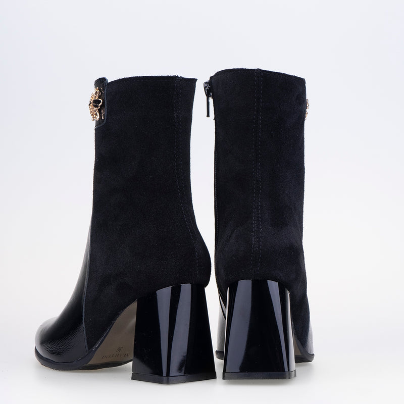 DESIGNER BOOTS BEE