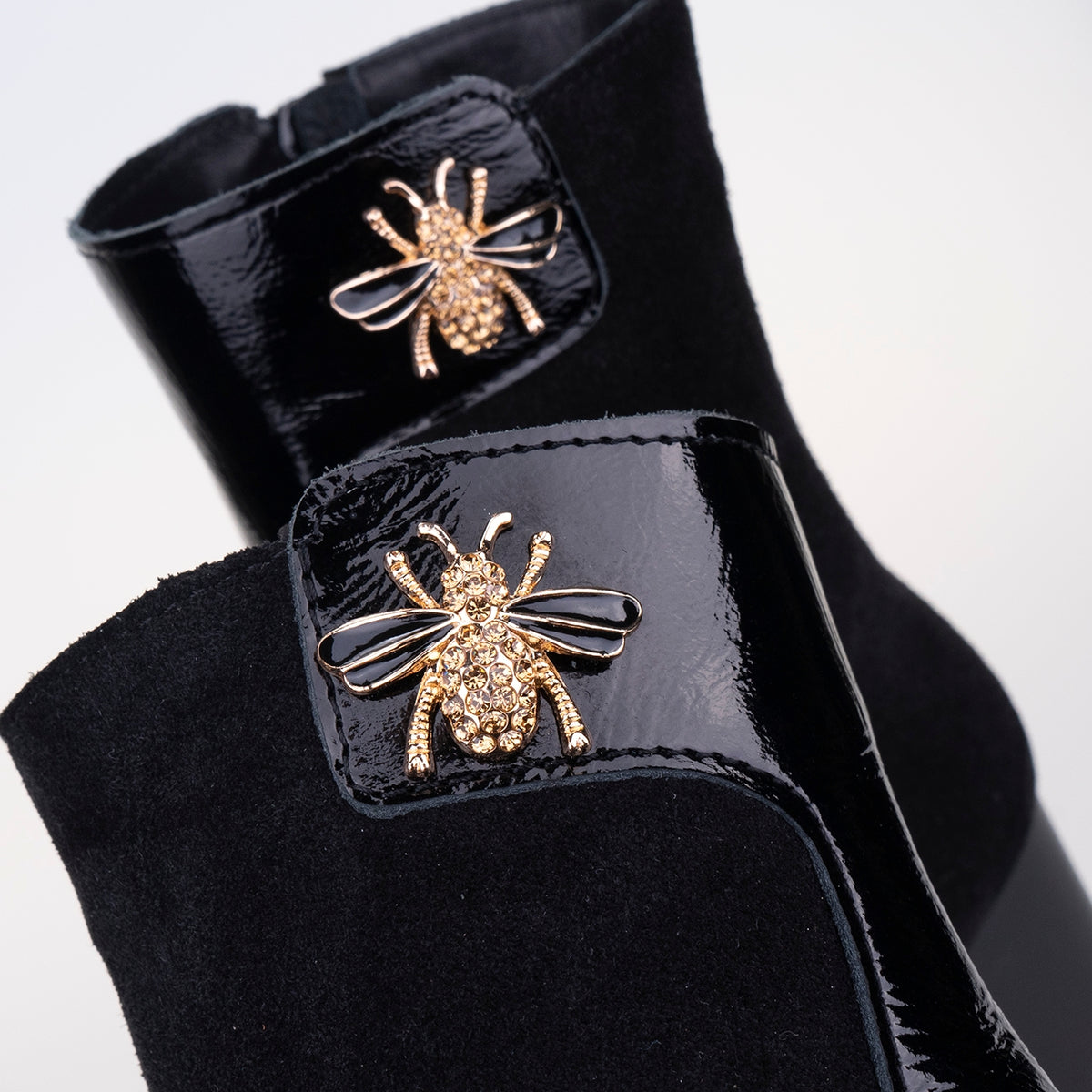 DESIGNER BOOTS BEE