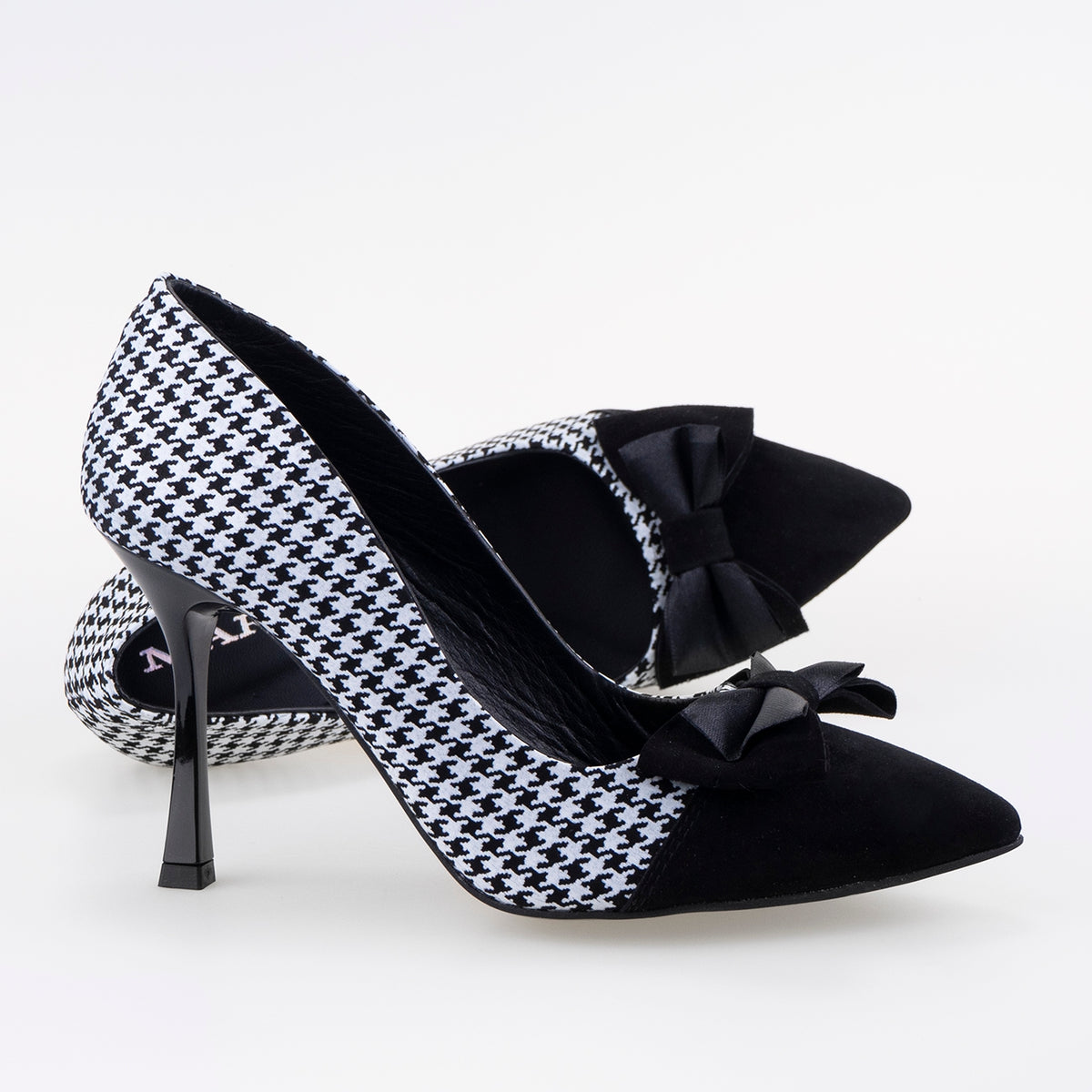 DESIGNER SHOES MELANIA